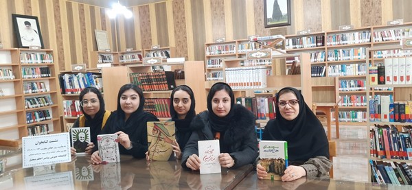 نشست کتابخوان به مناسبت سالروز شهادت سردار قاسم سلیمانی